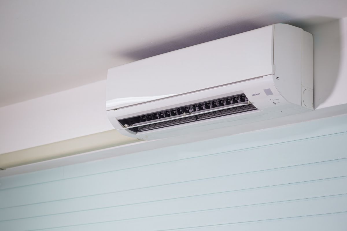 Moderne Klimaanlage in einer Wohnung